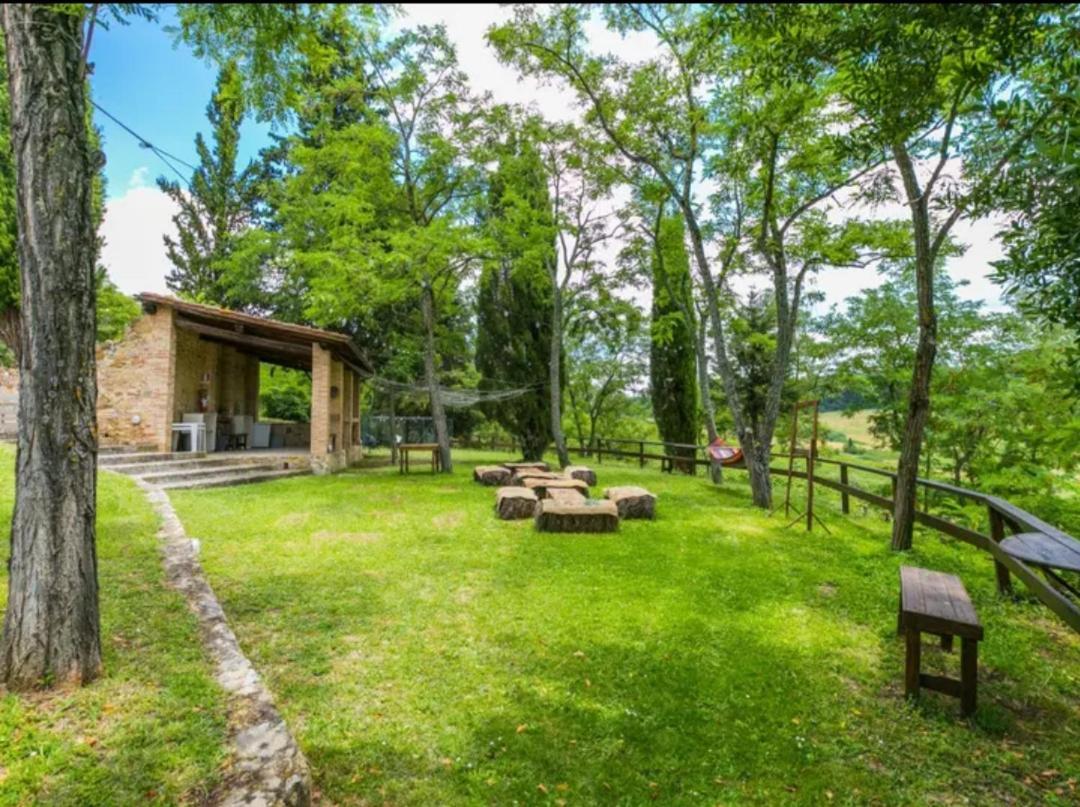 Agriturismo La Moraia 포지본시 외부 사진