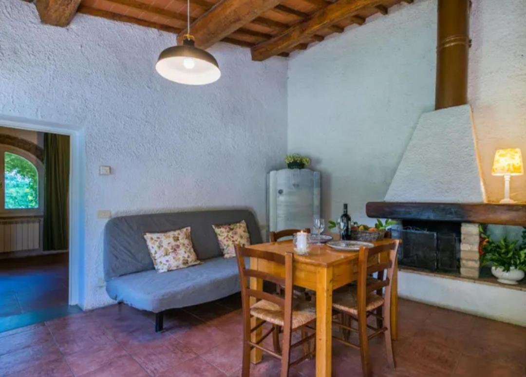 Agriturismo La Moraia 포지본시 외부 사진