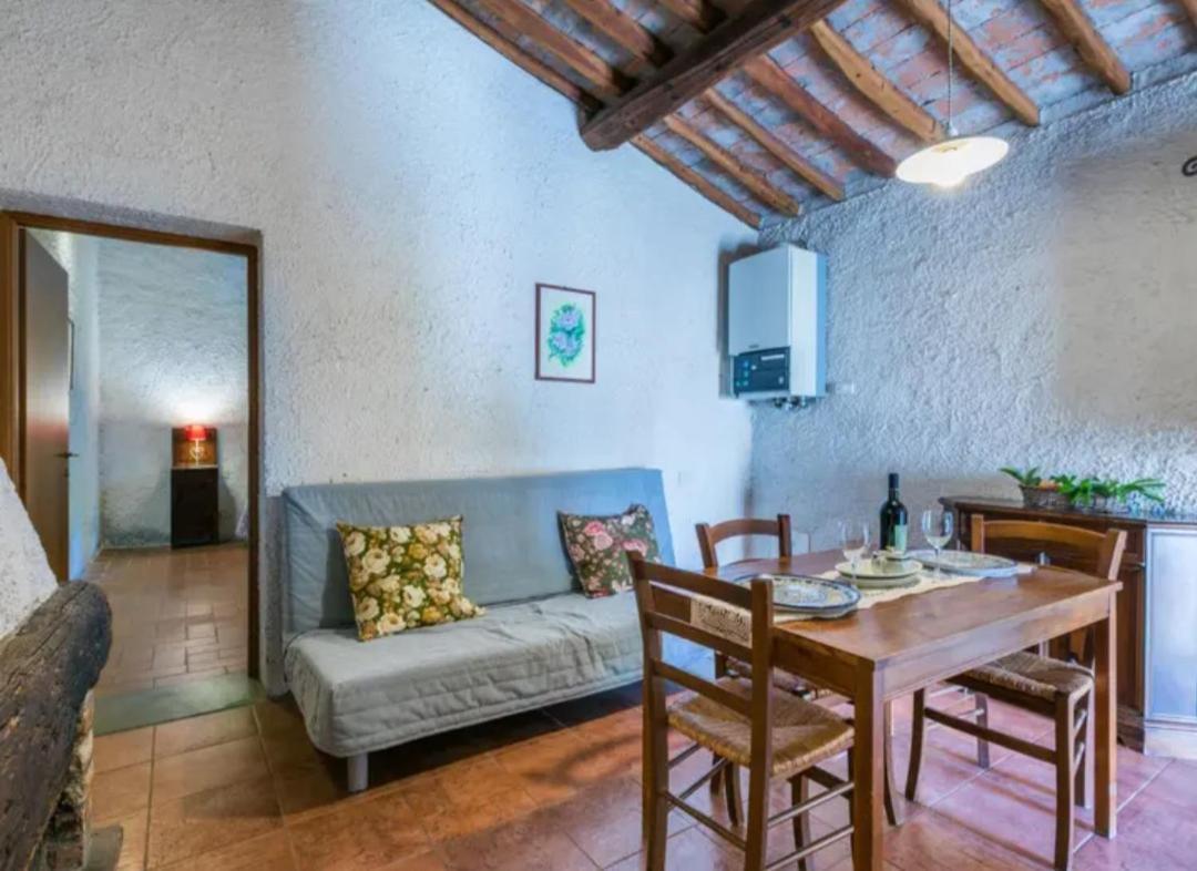 Agriturismo La Moraia 포지본시 외부 사진