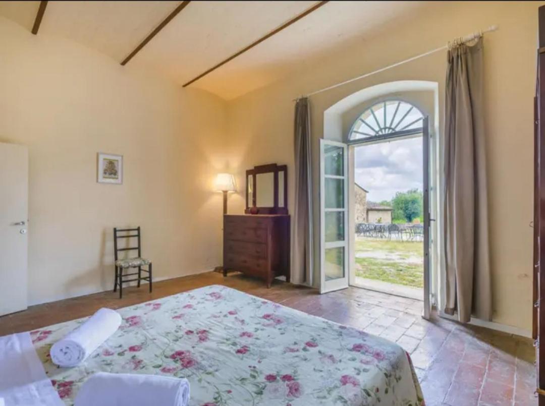 Agriturismo La Moraia 포지본시 외부 사진