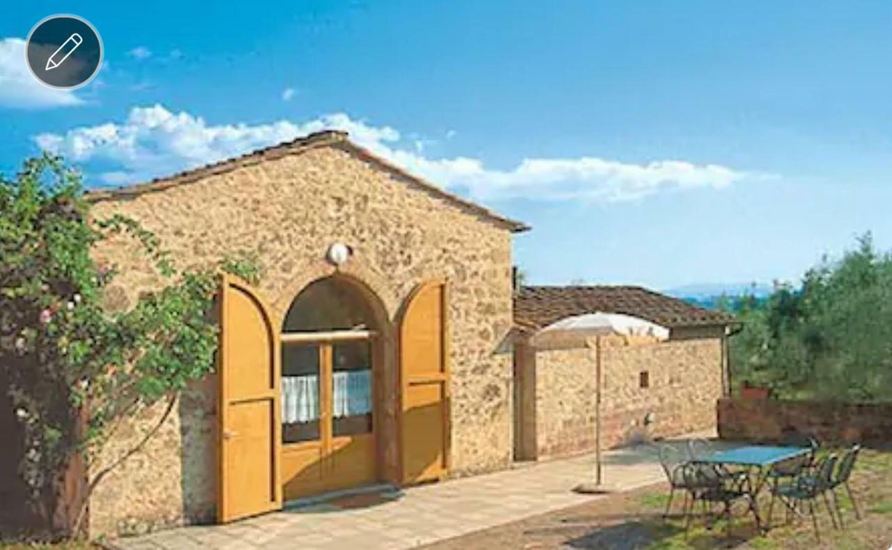 Agriturismo La Moraia 포지본시 외부 사진